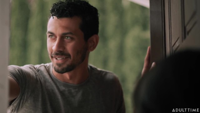 Миниатюрная азиатка и её предельно простые интимные требования - #1