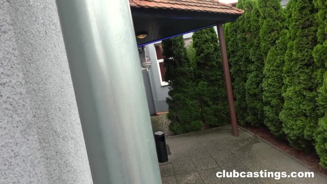 Клубная танцовщица пытается удовлетворить взыскательного продюсера - #1