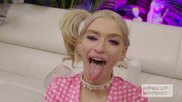 Изящная блондинка, которая порадует глубинами своего анального отверстия - #10