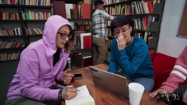 Превосходные сексуальные будни в одной из студенческих общаг - #1