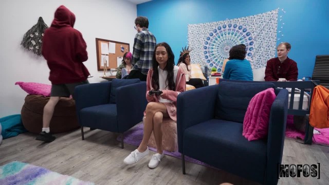 Превосходные сексуальные будни в одной из студенческих общаг - #4