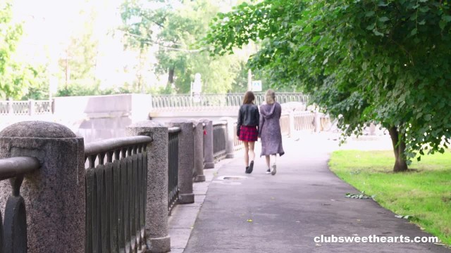 Лучшие подружки не побрезгуют лизать друг другу пилотки - #2