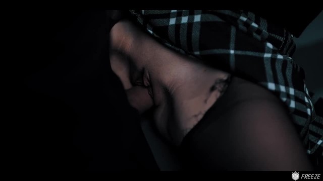 Какие-то странные, но очень сексуальные вещи творятся в этой тюремной камере